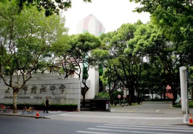 处发布：翎翠滨江以品质铸就传奇！瓦力棋牌游戏火热中@翎翠滨江售楼(图9)